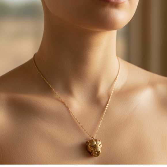 Jewelry - Gold Leopard Head Pendant Necklace - Women Jewelry